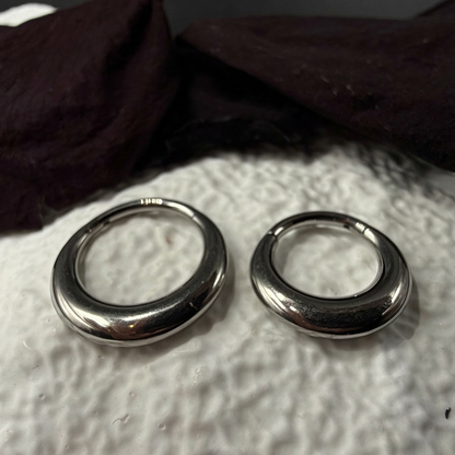 Ring V-Shape