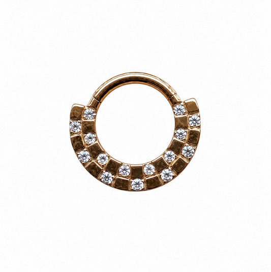 Argola clicker com zircónias 