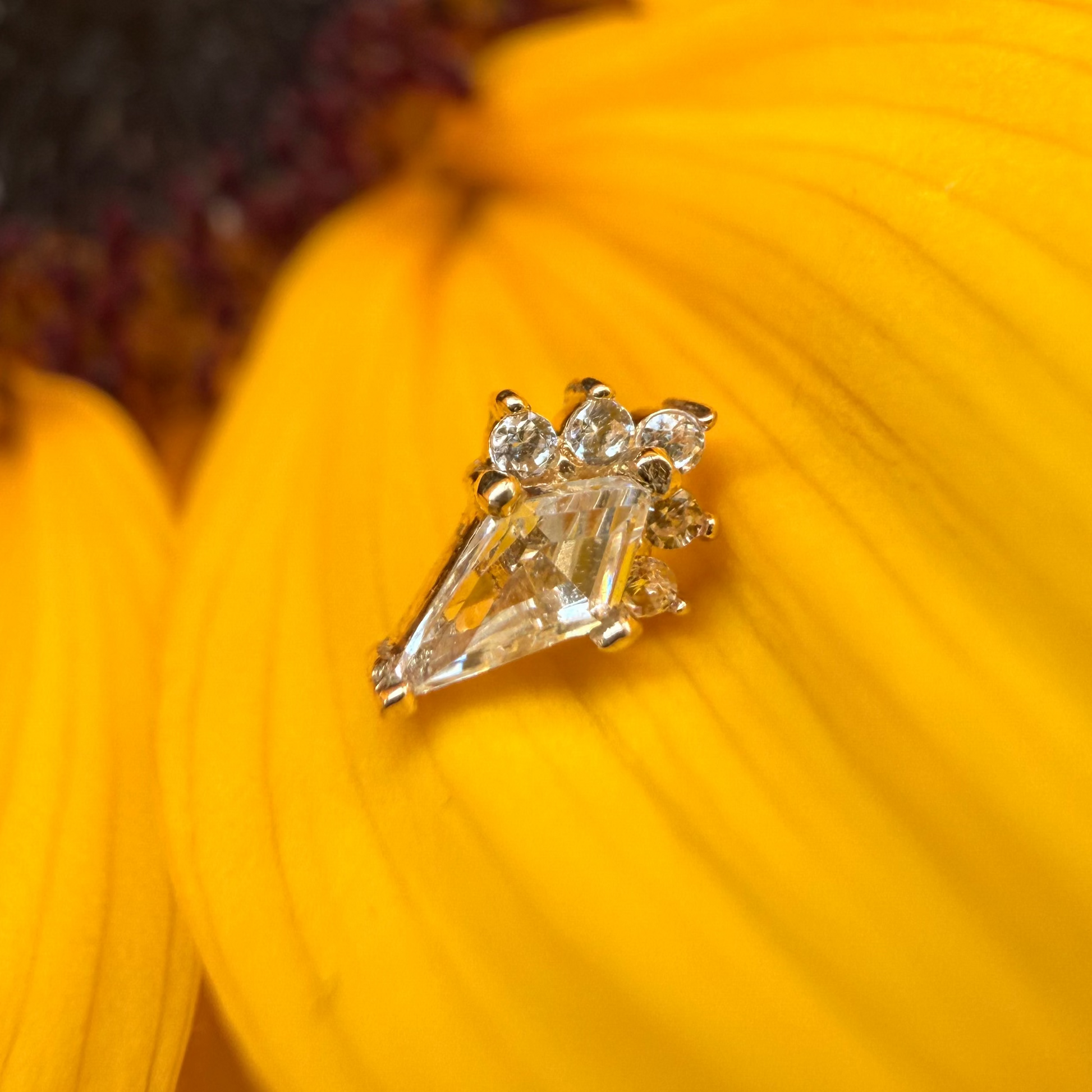 Topo ouro 14k vintage com zircónias clear 